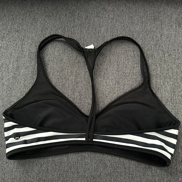 New Lululemon Reversible Swim Top - Picture 7 of 12